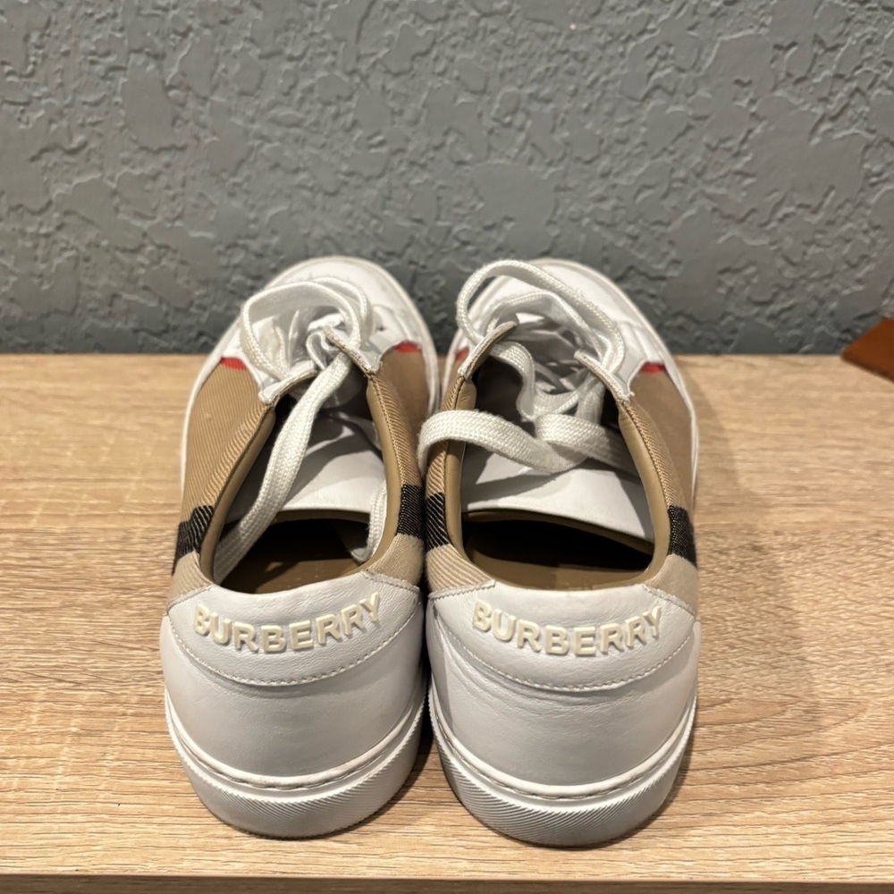 Burberry Salmond Vintage Check Leather & Textile Sneakers - Picture 4 of 9